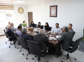 نشست صمیمانه رئیس مرکز آموزش عالی امام خمینی(ره) با ایثارگران، جانبازان و فرزندان شهدا برگزار شد